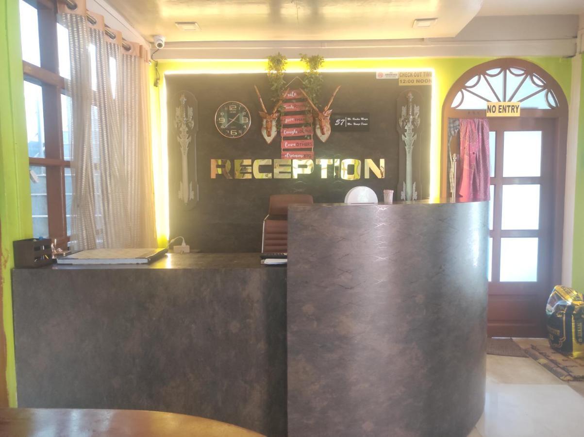 Hotel Nambrog Bomdila Ngoại thất bức ảnh